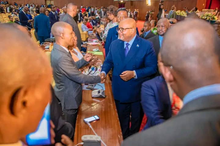 L’honorable Gaborian Mboma salue l’écrasante victoire d’Aimé Boji Sangara à la tête de l’Assemblée nationale